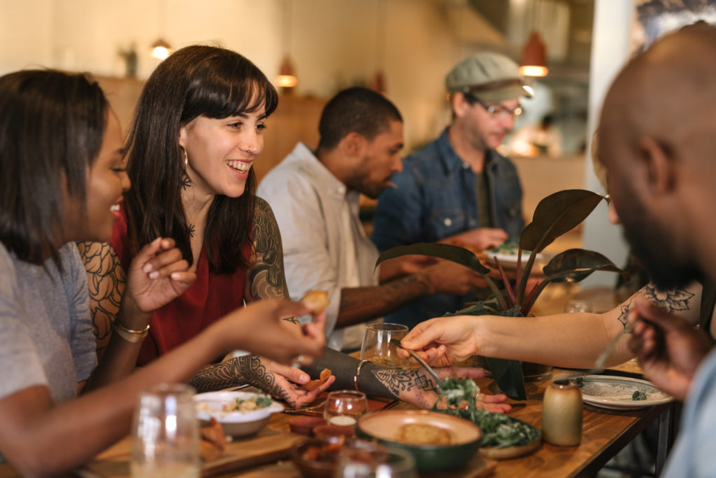 Tips for Eating Healthy at Restaurants while Dining Out